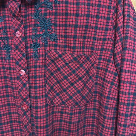 Time and Tru Red & Black flannel button down embroidery on collar & chest XL - Picture 3 of 6